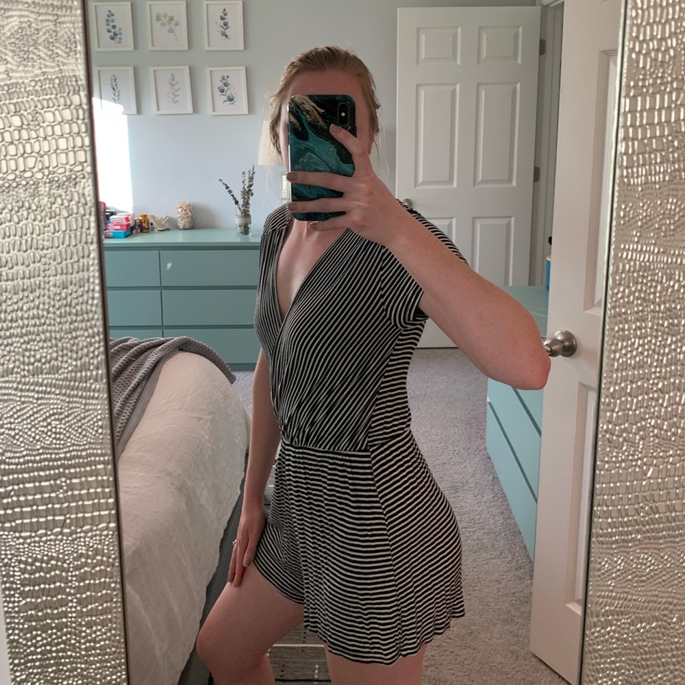 Rolla Coster Black and white striped romper size small